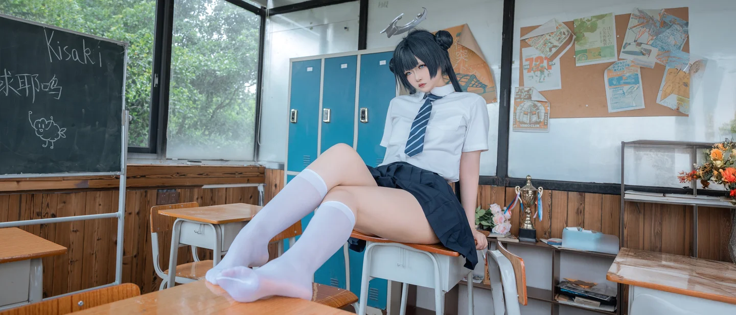 炸虾球耶呜_No_001_蔚蓝档案_妃咲_制服_44P_102MB tg@simisebaisi 【丝足阁】043.webp